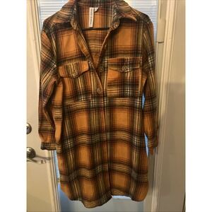 Grace+Karma Women's  Small Long Shacket  Orange Plaid